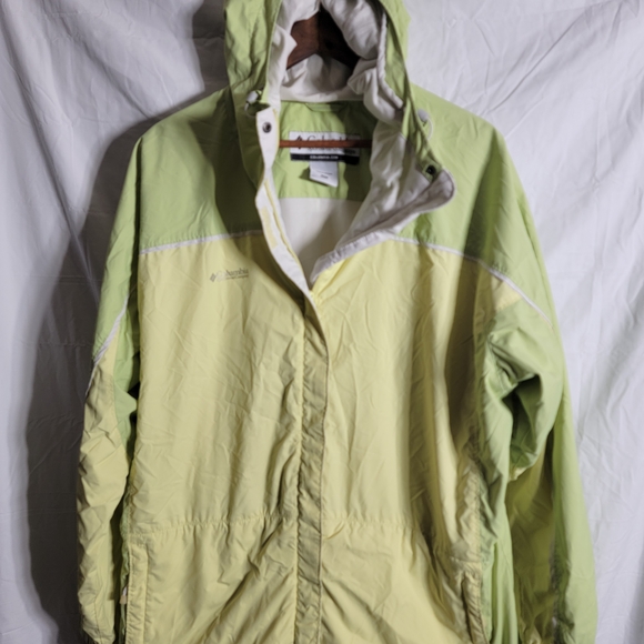 Columbia Sportswear Company Jackets & Blazers - Women's Lime and Yellow Outdoor Raincoat